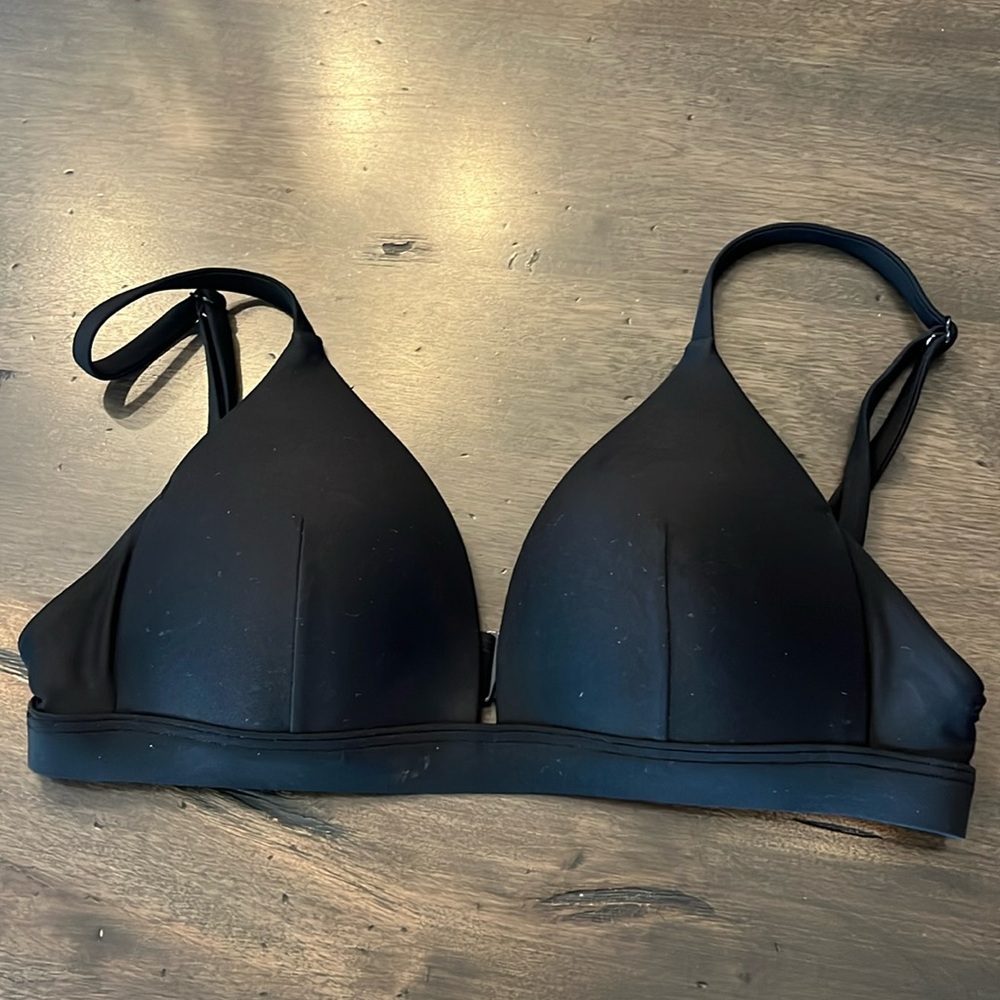 Lululemon bikini top size 2